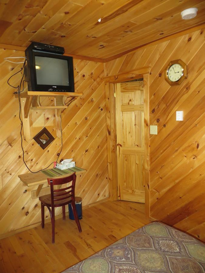 Nine Pine Cottage Miramichi Exterior foto